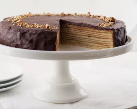 Authentic Black Forest Cake Recipe – German Schwarzwälder Kirschtorte*